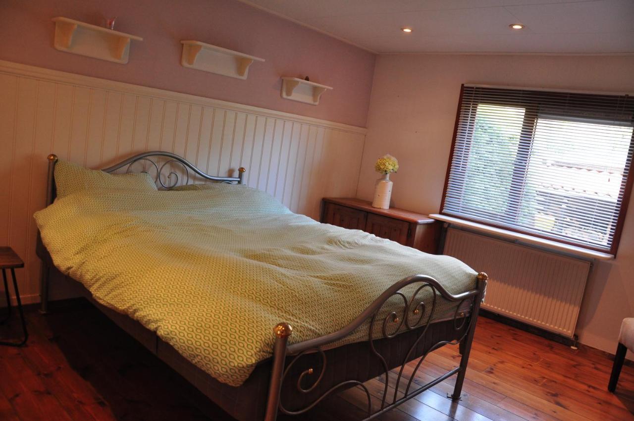 Sfeervol, Ruim En Luxe Chalet In Bosrijke Omgeving Villa Diessen Ngoại thất bức ảnh